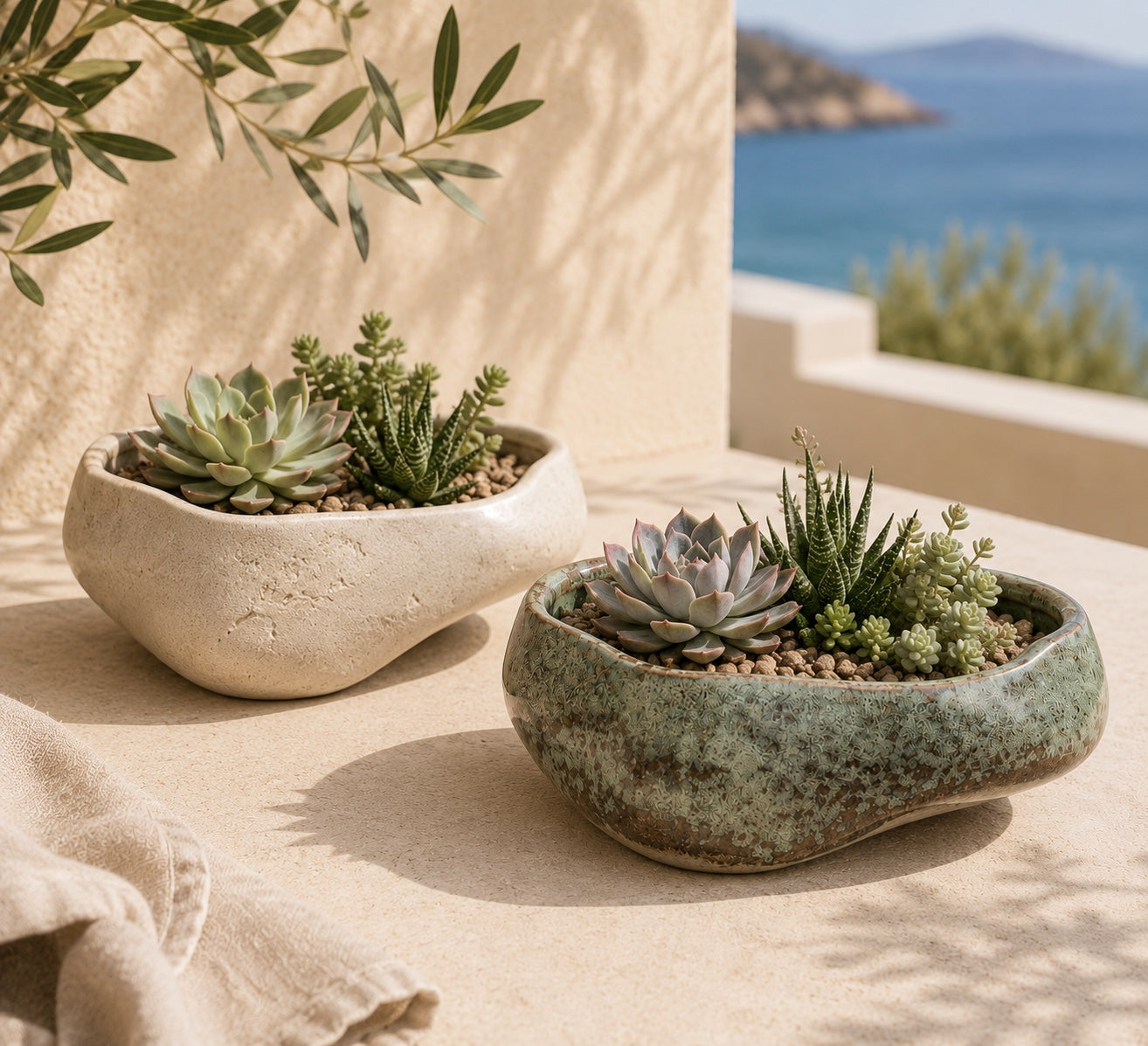 Coralia Jardinière Rustique Artisanale en Céramique