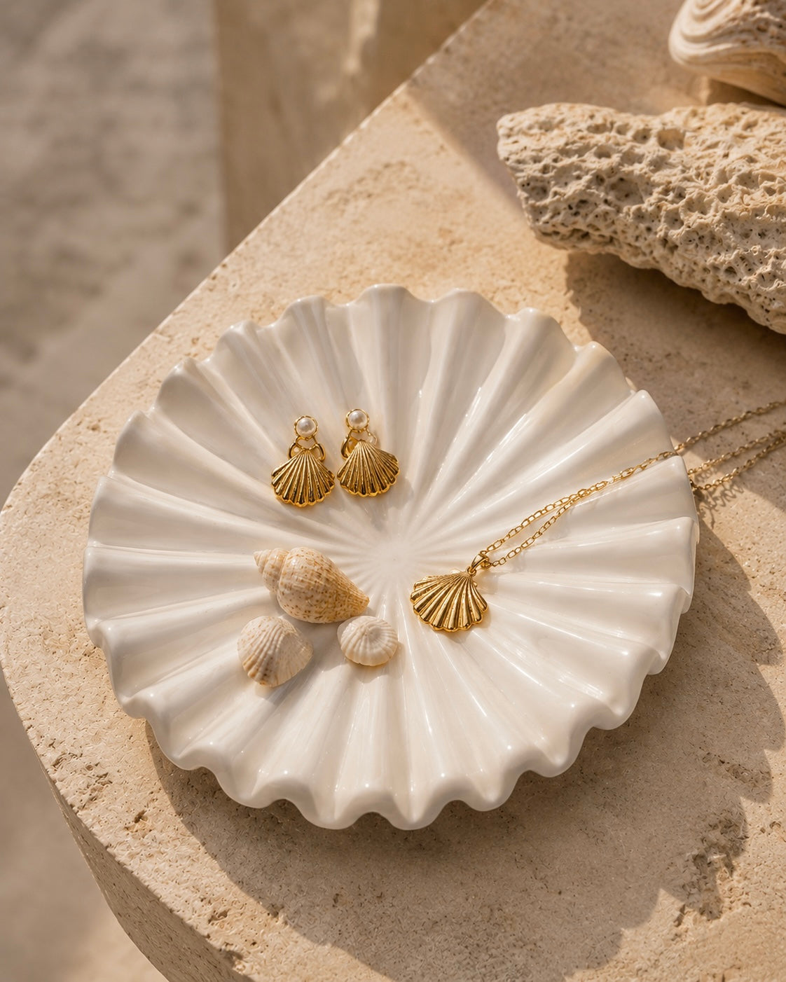 Coralia Ceramic Ruffle Tray