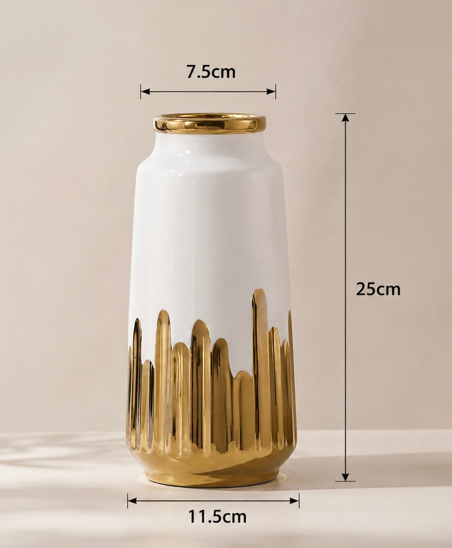 Coralia Vase aus Weißgold-Keramik